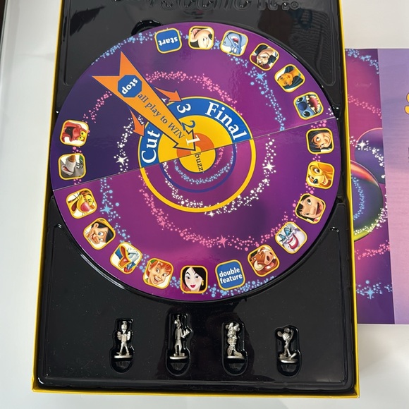 Disney Scene It family trivia DVD game ages 6-Adult - Picture 7 of 8